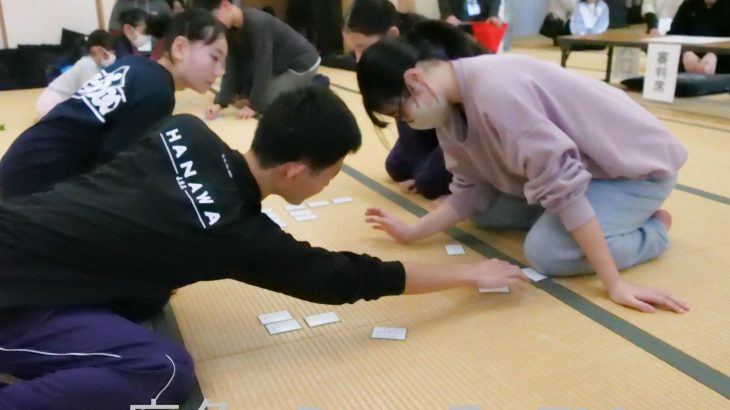 伝統の子ども会対抗で熱戦　鹿角市の競技かるた