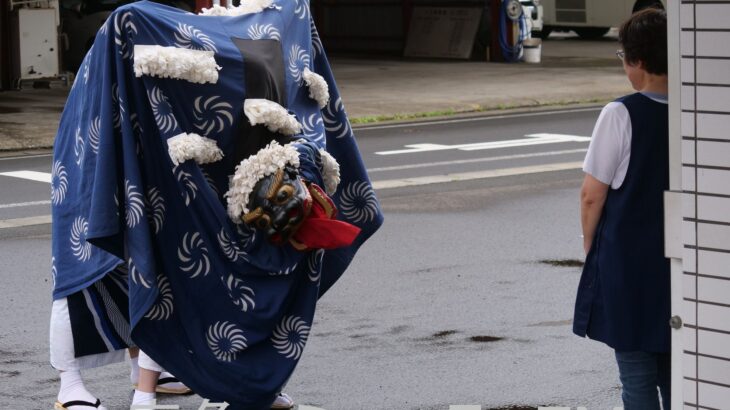 平安願い町巡る「川原大神楽」　鹿角市毛馬内